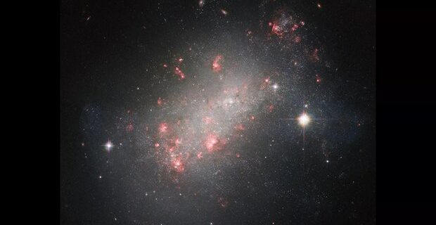 هابل از یک کهکشان غیرعادی عکس گرفت