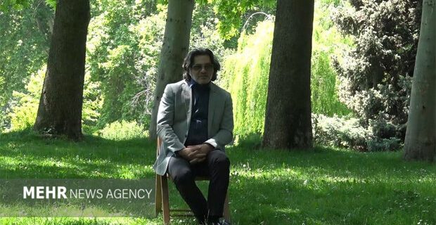 نمایش مستند «دورنمایی از عباس کیارستمی» در جایزه «عکس ۵»