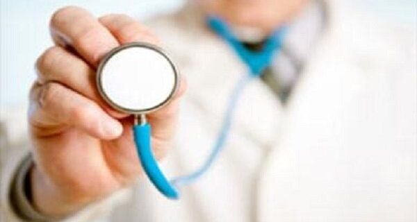 پیش بینی تبعات مخالفت دولت با افزایش ۴۶ درصدی تعرفه پزشکی