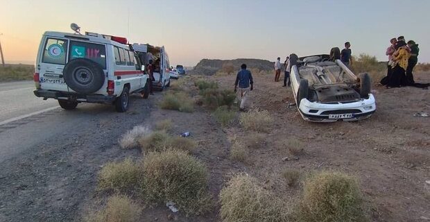 تصادف پژو و کامیون در محور دامغان-سمنان/ ۶ نفر مصدوم شدند