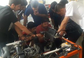 آموزش برق خودرو با شرط یادگیری واقعی