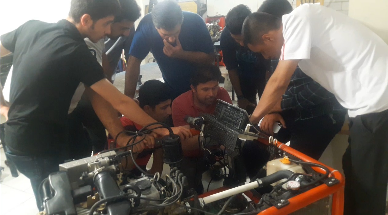 آموزش برق خودرو با شرط یادگیری واقعی