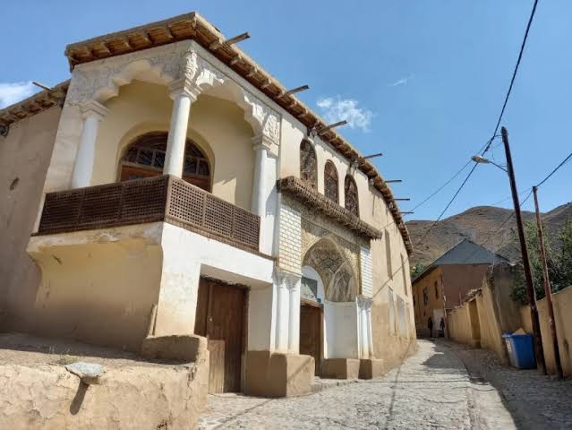 آشنایی با خانه نیما یوشیج