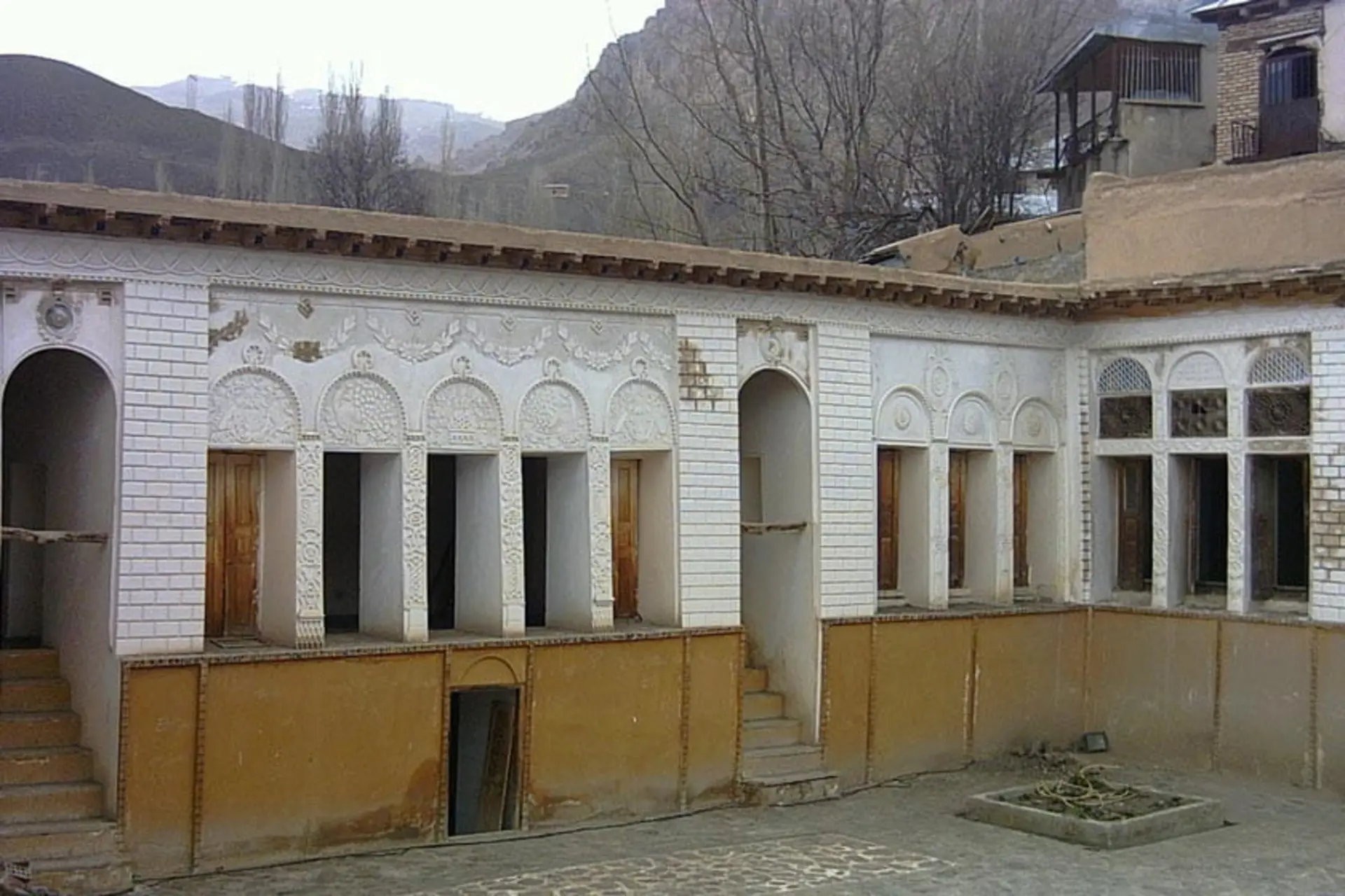 آشنایی با خانه نیما یوشیج